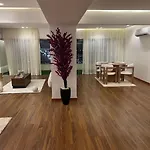 Nilefront Cozy Escape