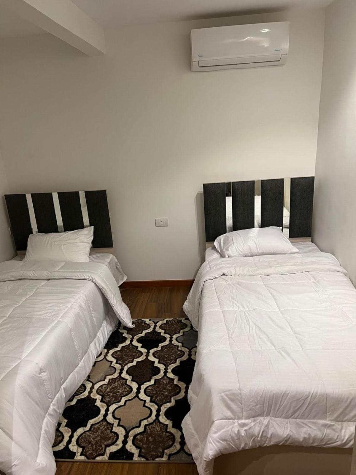 Nilefront Cozy Escape